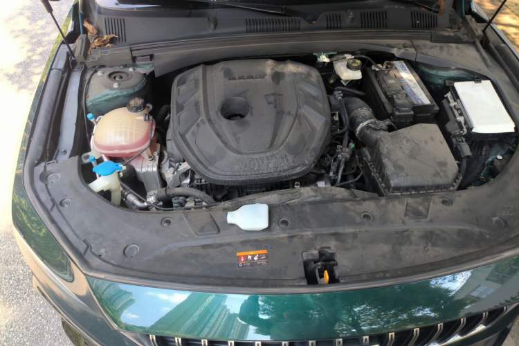 Used Geely Auto Preface 2023 2.0TD "Only This Verdant Green" Edition Engine Bay Right