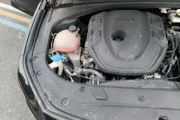 Used Geely Auto Preface 2023 2.0TD "Only This Verdant Green" Edition Engine Bay Right