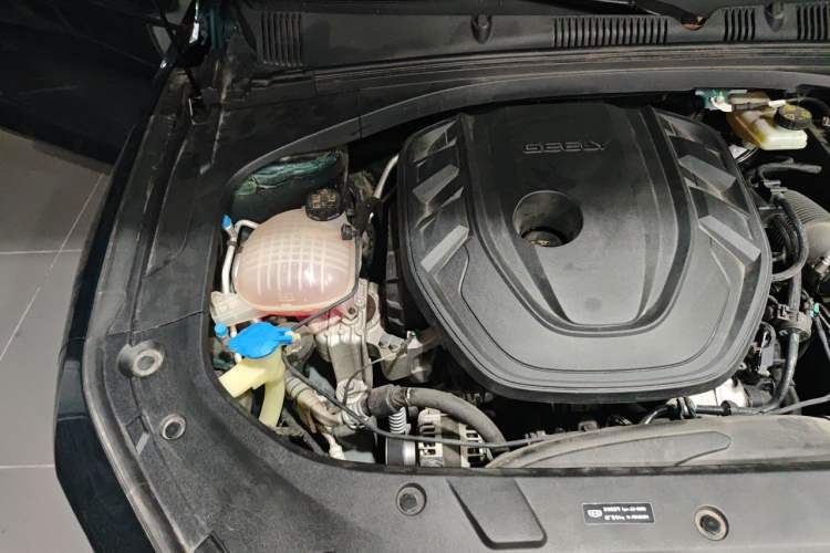 Used Geely Auto Preface 2023 2.0TD "Only This Verdant Green" Edition Engine Bay Right