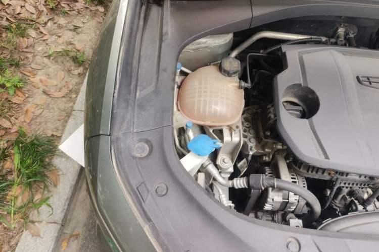 Used Geely Auto Preface 2023 1.5TD Fuyao Version Engine Bay Right