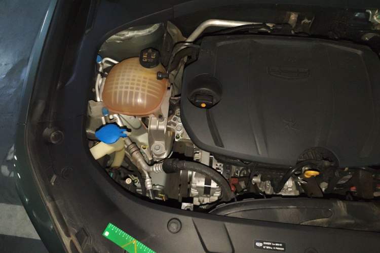 Used Geely Auto Preface 2023 1.5TD Kunlun Edition Engine Bay Right