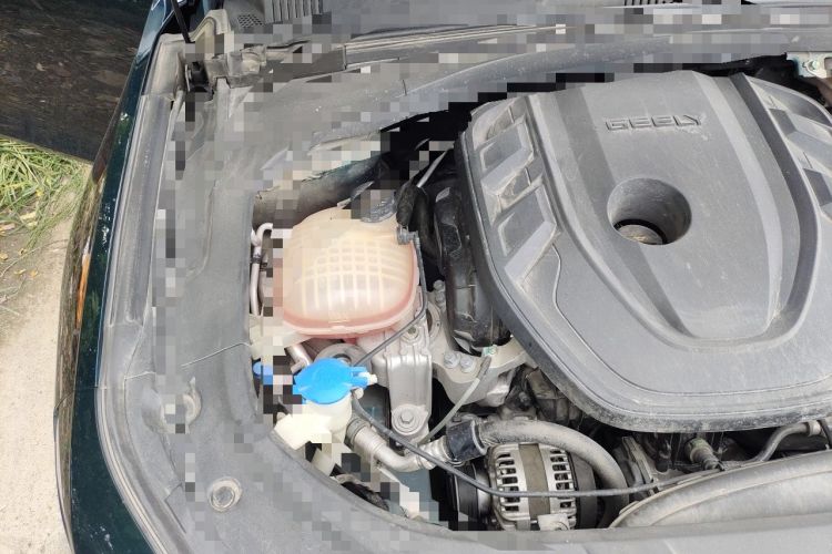 Used Geely Auto Preface 2023 2.0TD "Only This Verdant Green" Edition Engine Bay Right