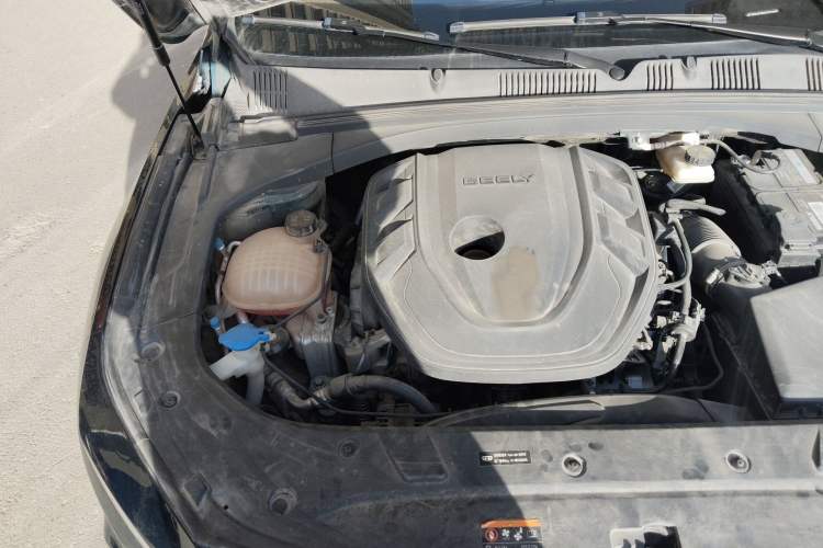 Used Geely Auto Preface 2023 2.0TD "Only This Verdant Green" Edition Engine Bay Right