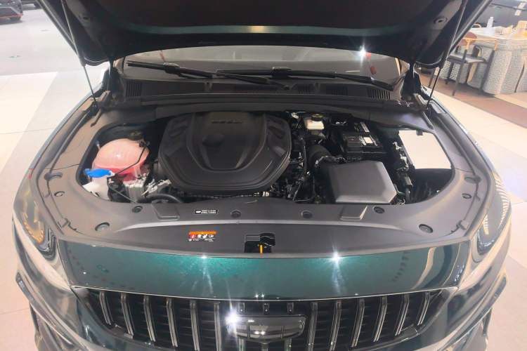 Used Geely Auto Preface 2023 2.0TD "Only This Verdant Green" Edition Engine Bay