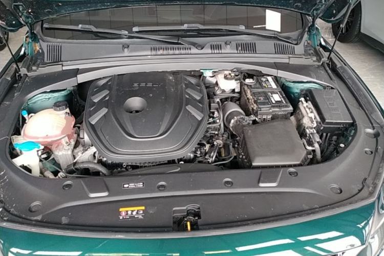 Used Geely Auto Preface 2023 2.0TD "Only This Verdant Green" Edition Engine Bay