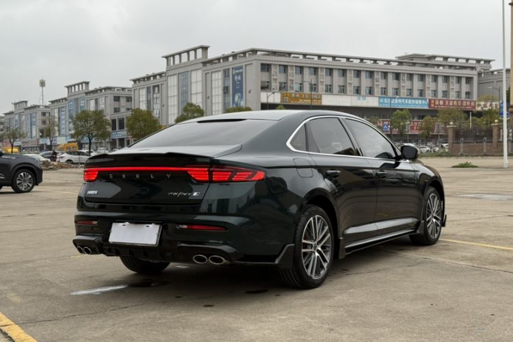 Used Geely Auto Preface 2023 2.0TD "Only This Verdant Green" Edition Exterior 2