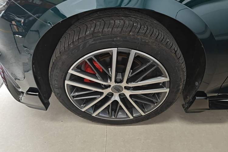 Used Geely Auto Preface 2023 2.0TD "Only This Verdant Green" Edition Exterior 4