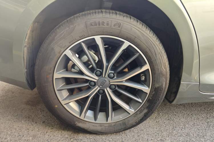 Used Geely Auto Preface 2023 1.5TD Fuyao Version Exterior 5