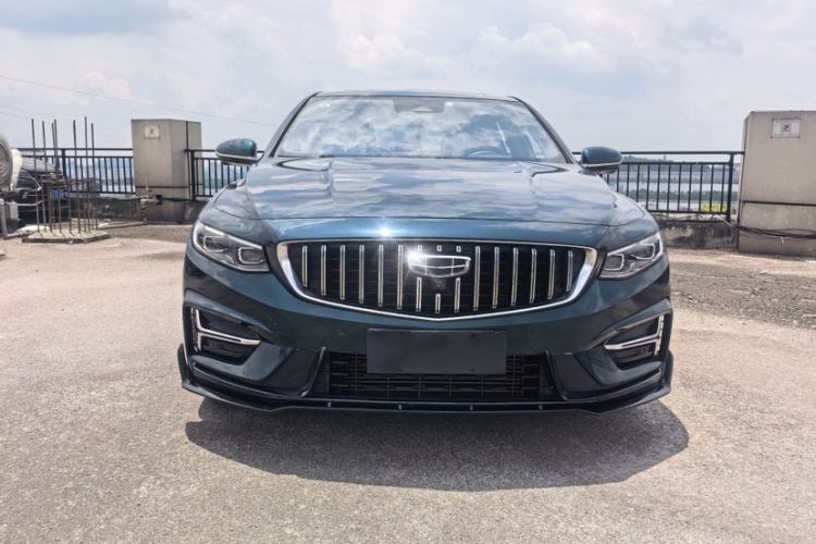 Used Geely Auto Preface 2023 2.0TD "Only This Verdant Green" Edition Exterior 7