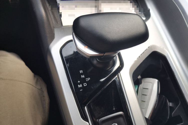 Used Geely Auto Preface 2023 2.0TD "Only This Verdant Green" Edition Gear Lever