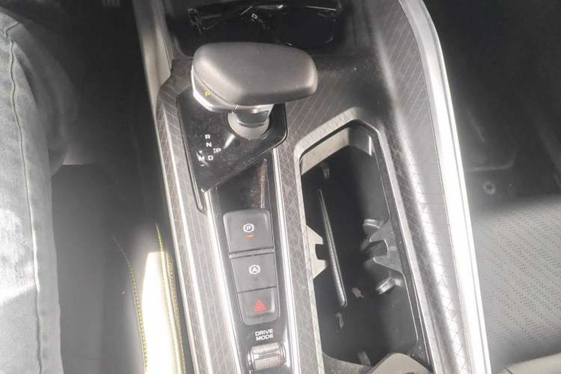 Used Geely Auto Preface 2023 1.5TD Fuyao Version Gear Lever