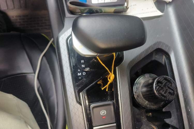 Used Geely Auto Preface 2023 1.5TD Fuyao Version Gear Lever