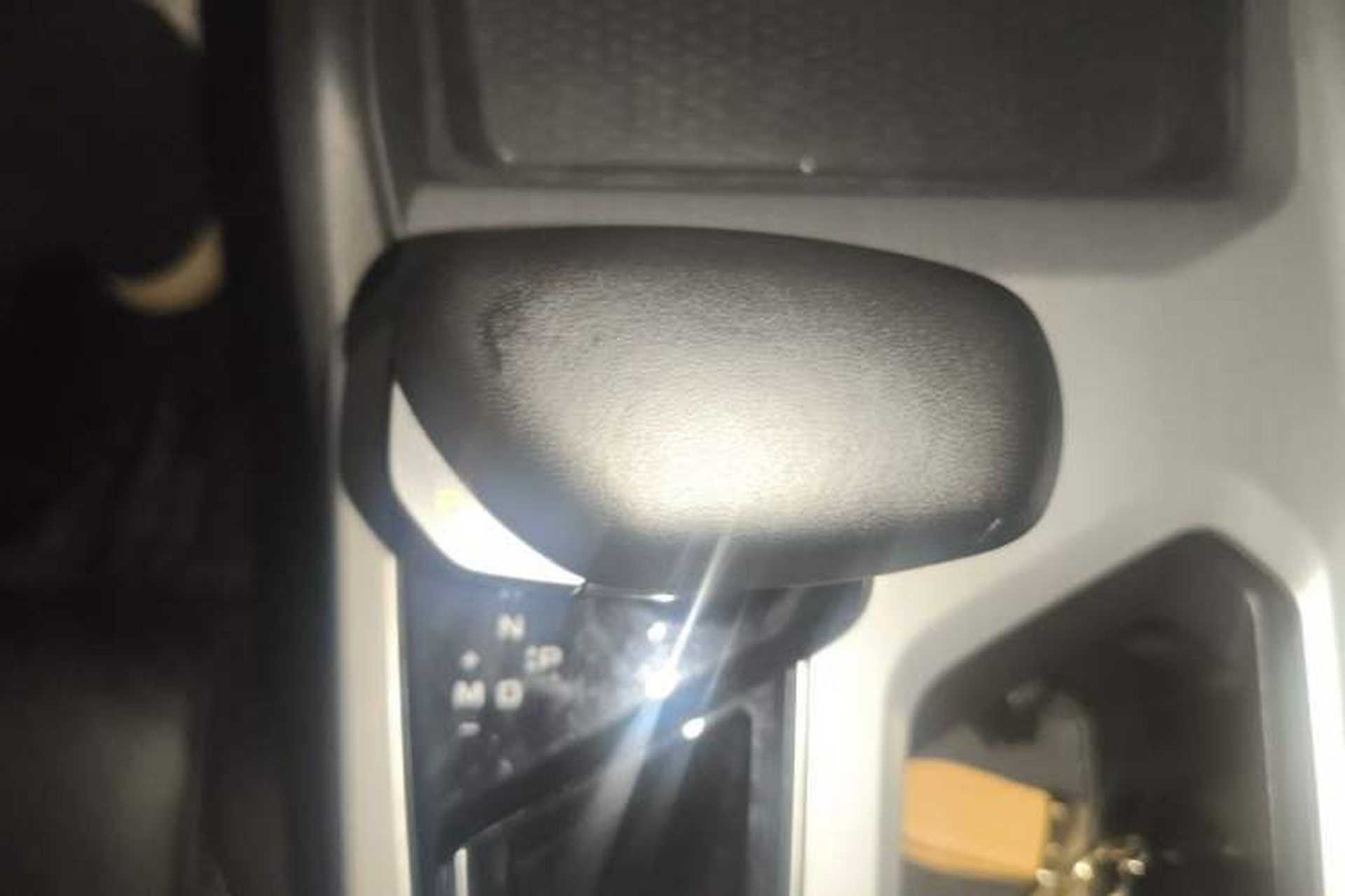 Used Geely Auto Preface 2023 2.0TD "Only This Verdant Green" Edition Gear Lever