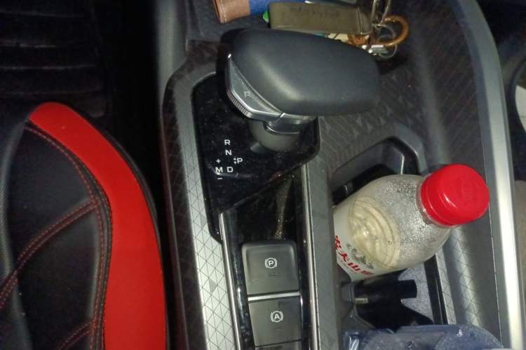 Used Geely Auto Preface 2023 1.5TD Kunlun Edition Gear Lever