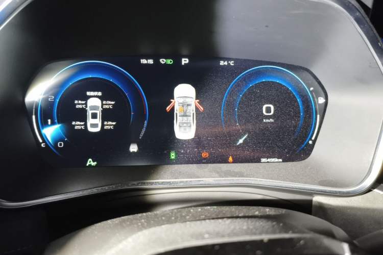 Used Geely Auto Preface 2023 2.0TD "Only This Verdant Green" Edition Instrument Cluster