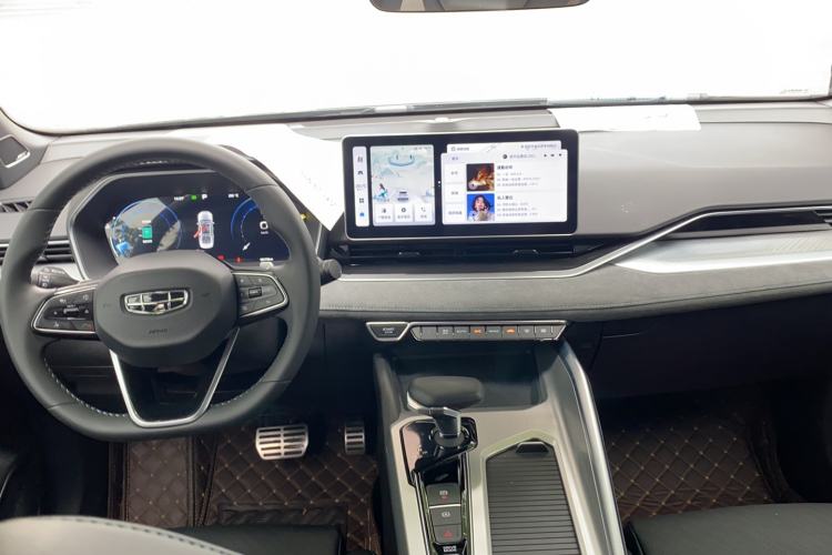 Used Geely Auto Preface 2023 2.0TD "Only This Verdant Green" Edition Interior 3