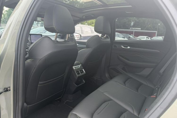 Used Geely Auto Preface 2023 1.5TD Kunlun Edition Interior 4