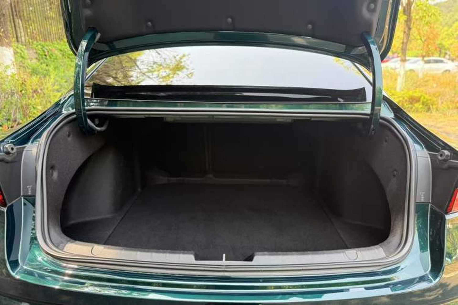 Used Geely Auto Preface 2023 2.0TD "Only This Verdant Green" Edition Interior 8