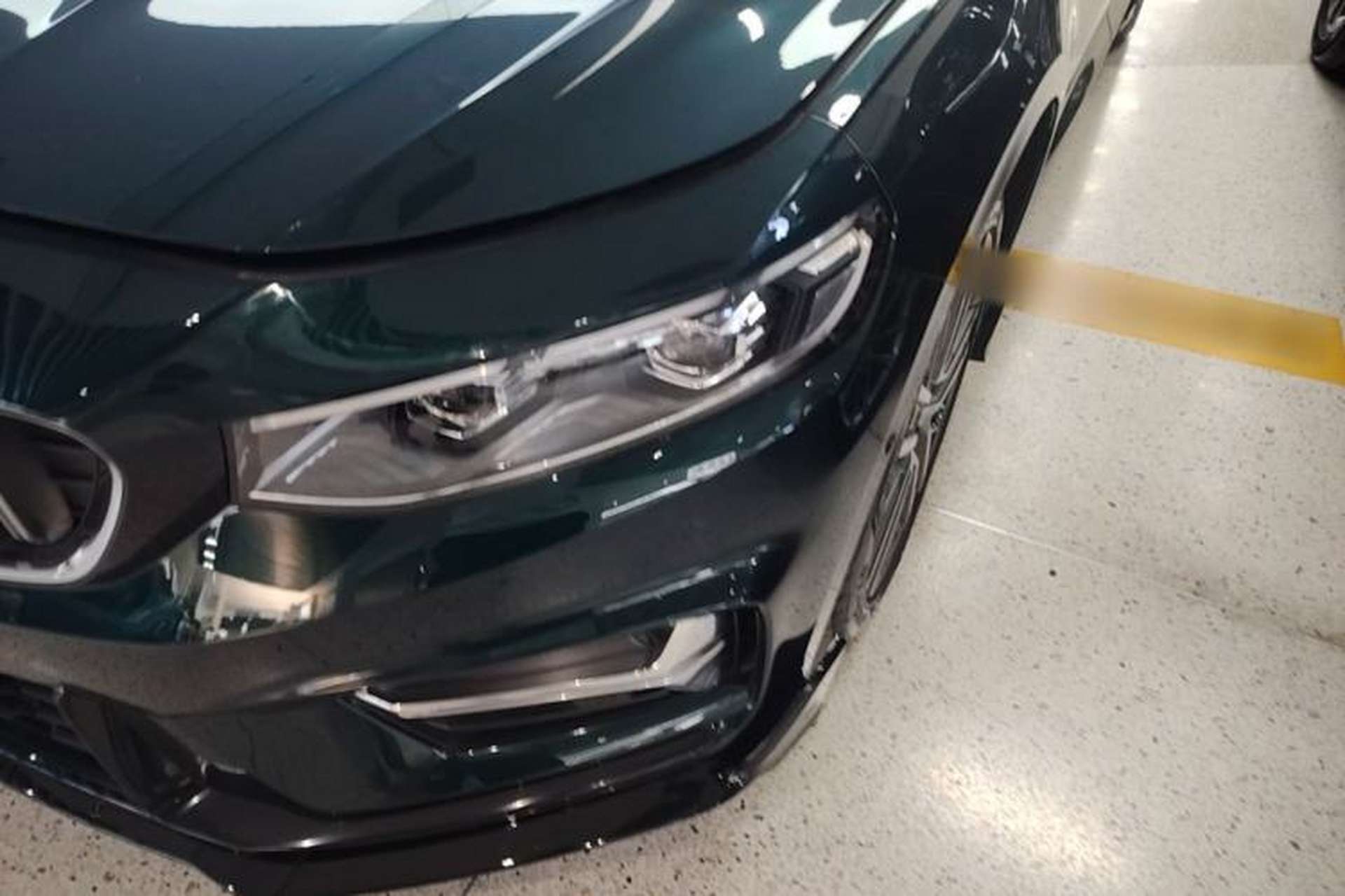 Used Geely Auto Preface 2023 2.0TD "Only This Verdant Green" Edition Left Front Headlight