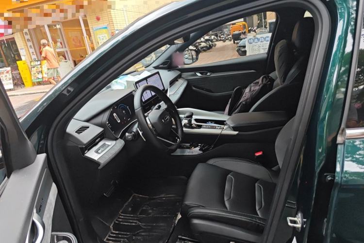 Used Geely Auto Preface 2023 2.0TD "Only This Verdant Green" Edition Left Front Seat