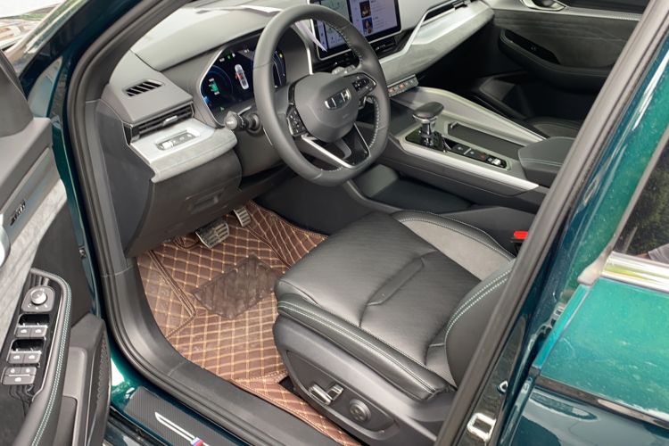 Used Geely Auto Preface 2023 2.0TD "Only This Verdant Green" Edition Left Front Seat