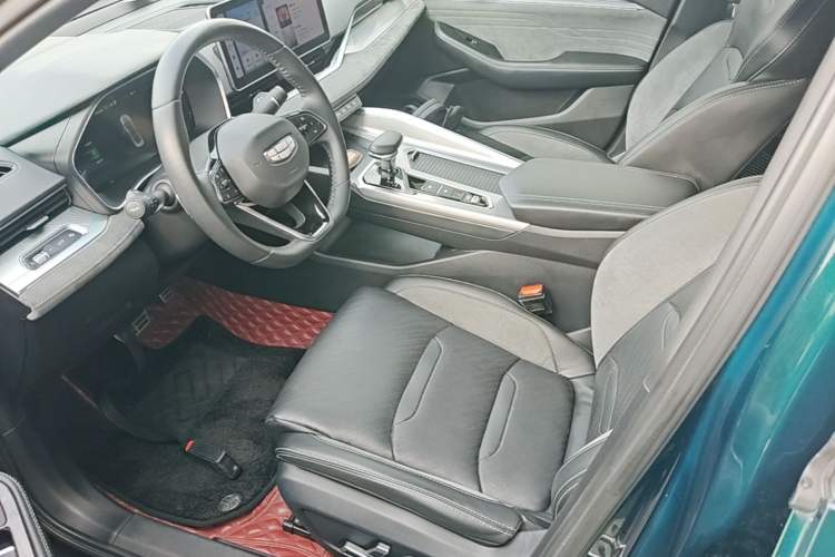 Used Geely Auto Preface 2023 2.0TD "Only This Verdant Green" Edition Left Front Seat