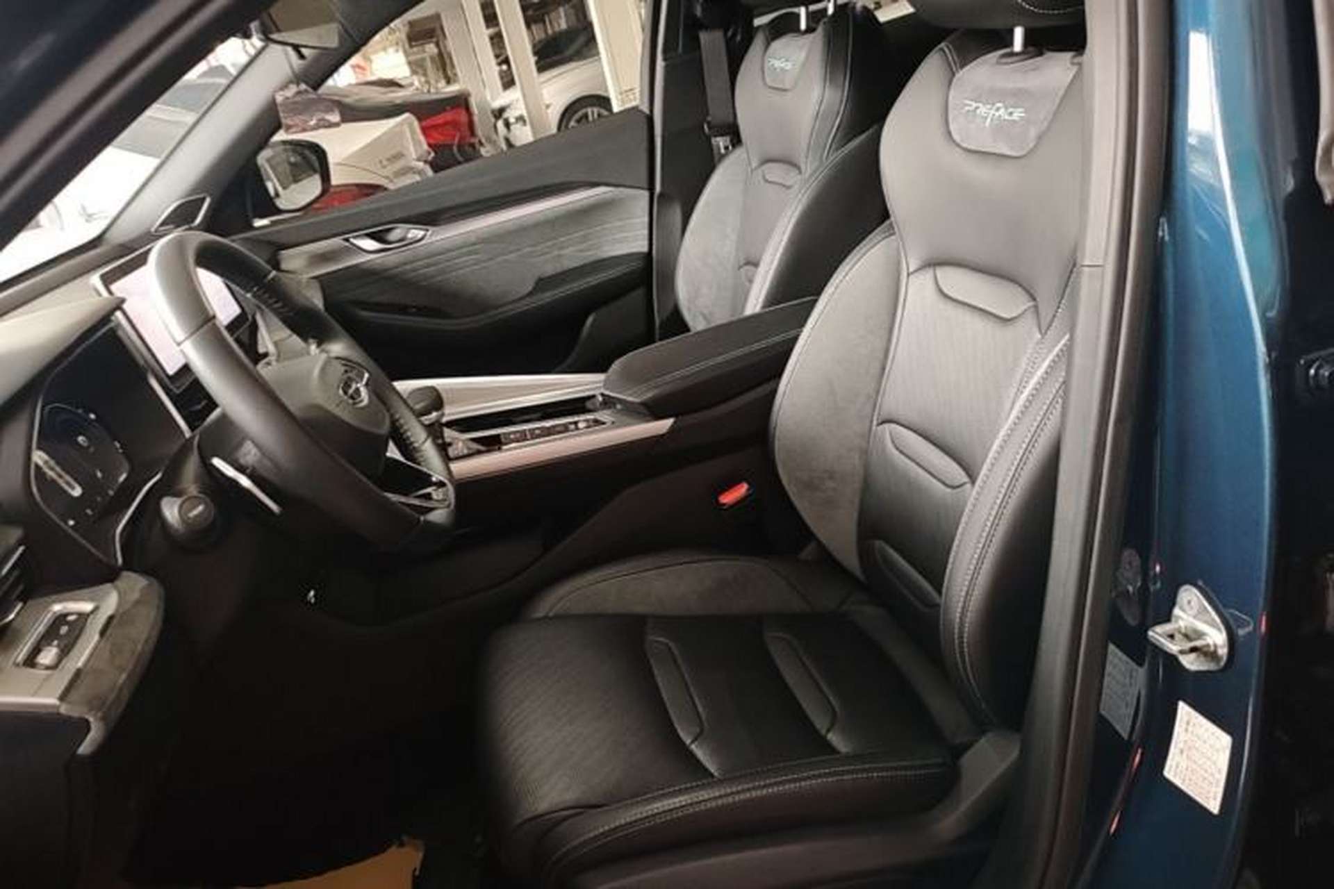 Used Geely Auto Preface 2023 2.0TD "Only This Verdant Green" Edition Left Front Seat