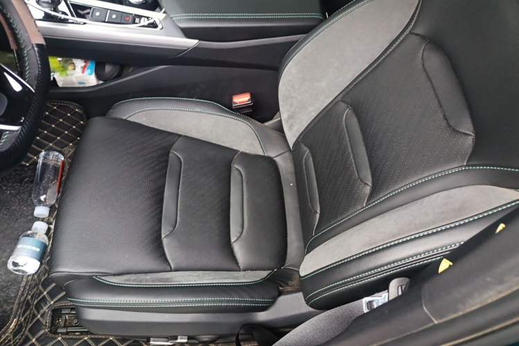 Used Geely Auto Preface 2023 2.0TD "Only This Verdant Green" Edition Left Front Seat