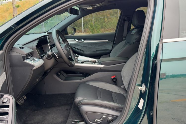 Used Geely Auto Preface 2023 2.0TD "Only This Verdant Green" Edition Left Front Seat