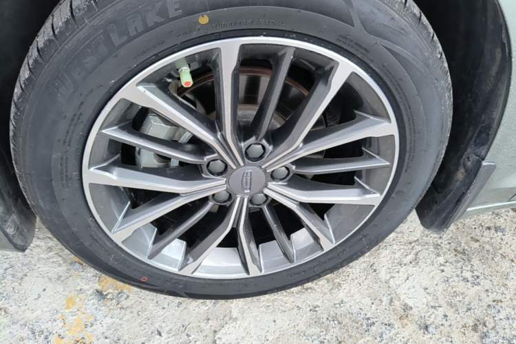 Used Geely Auto Preface 2023 1.5TD Fuyao Version Left Front Wheel Hub