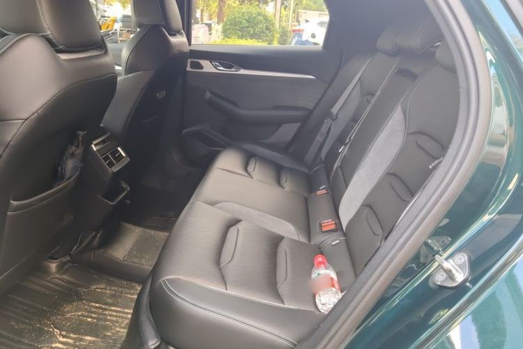 Used Geely Auto Preface 2023 2.0TD "Only This Verdant Green" Edition Left Rear Seat