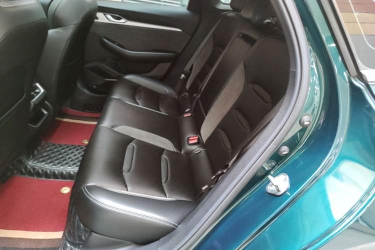 Used Geely Auto Preface 2023 2.0TD "Only This Verdant Green" Edition Left Rear Seat