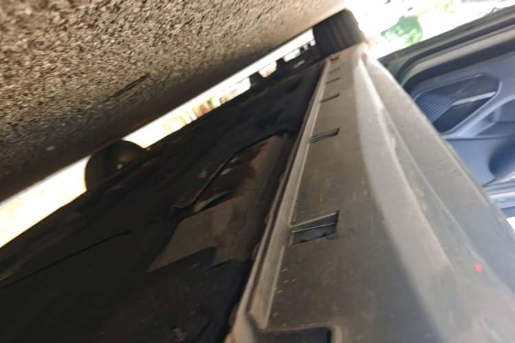 Used Geely Auto Preface 2023 1.5TD Fuyao Version Left Side Sill