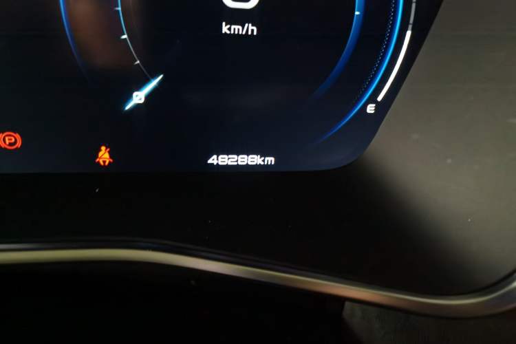 Used Geely Auto Preface 2023 2.0TD "Only This Verdant Green" Edition Odometer Close Up