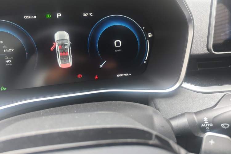 Used Geely Auto Preface 2023 2.0TD "Only This Verdant Green" Edition Odometer Close Up