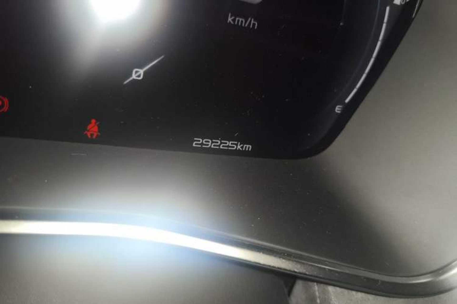 Used Geely Auto Preface 2023 2.0TD "Only This Verdant Green" Edition Odometer Close Up