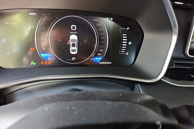 Used Geely Auto Preface 2023 1.5TD Fuyao Version Odometer Close Up