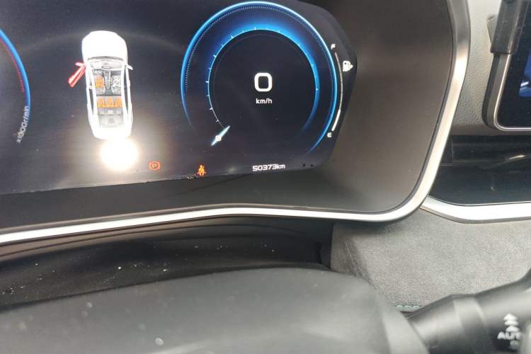 Used Geely Auto Preface 2023 2.0TD "Only This Verdant Green" Edition Odometer Close Up