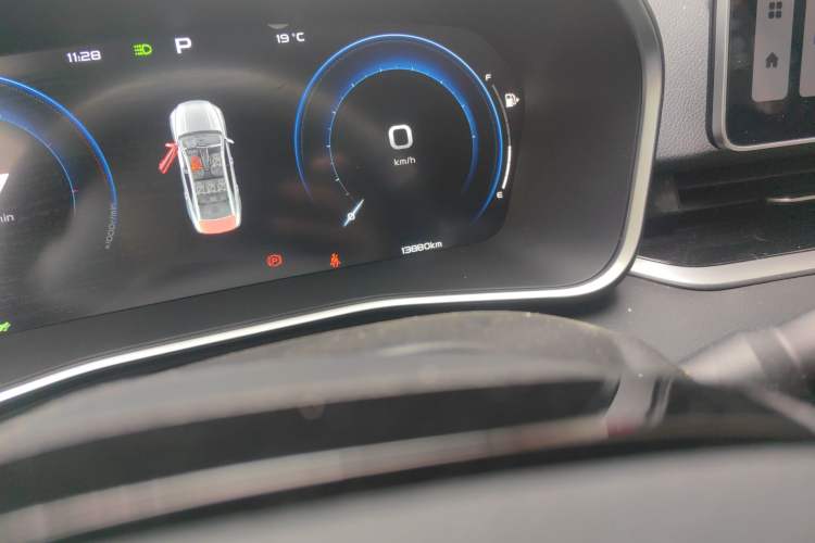 Used Geely Auto Preface 2023 1.5TD Kunlun Edition Odometer Close Up