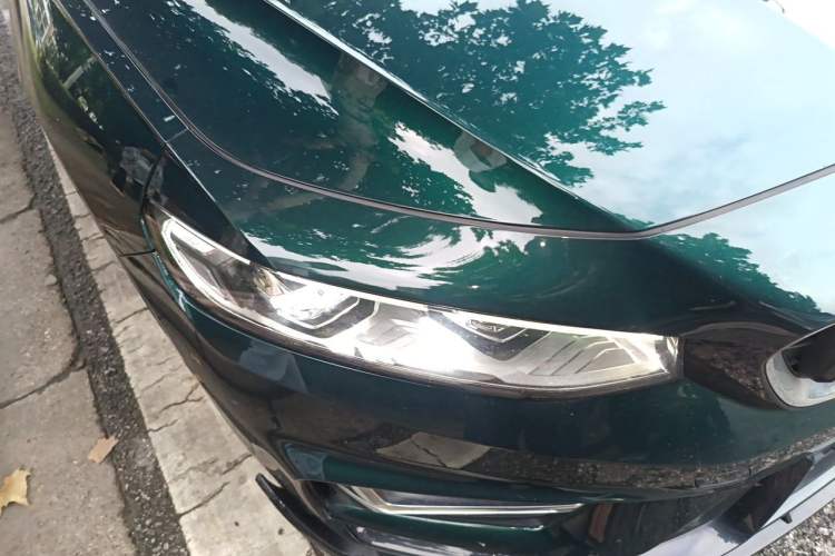 Used Geely Auto Preface 2023 2.0TD "Only This Verdant Green" Edition Right Front Headlight