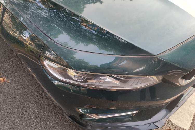 Used Geely Auto Preface 2023 2.0TD "Only This Verdant Green" Edition Right Front Headlight