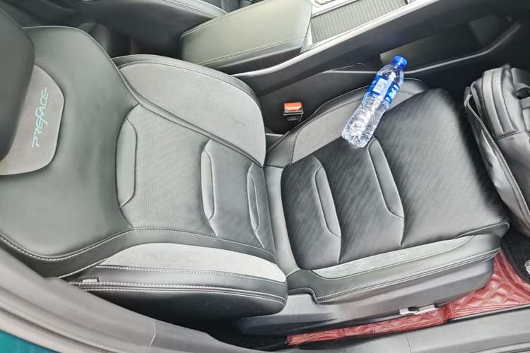 Used Geely Auto Preface 2023 2.0TD "Only This Verdant Green" Edition Right Front Seat