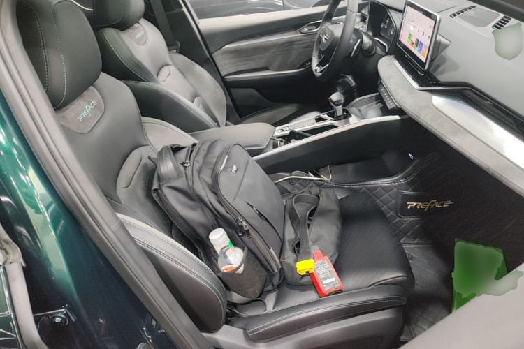 Used Geely Auto Preface 2023 2.0TD "Only This Verdant Green" Edition Right Front Seat