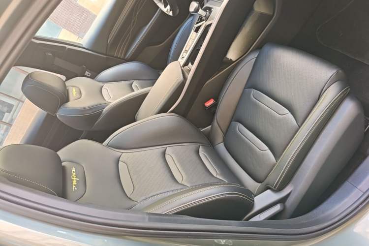 Used Geely Auto Preface 2023 1.5TD Fuyao Version Right Front Seat