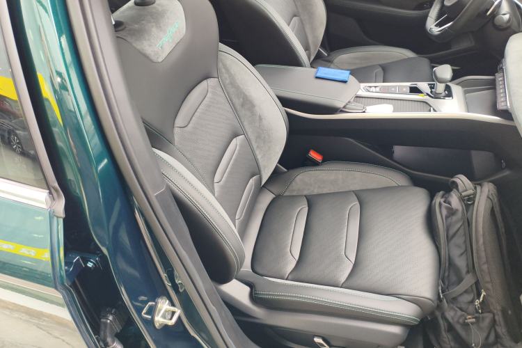 Used Geely Auto Preface 2023 2.0TD "Only This Verdant Green" Edition Right Front Seat