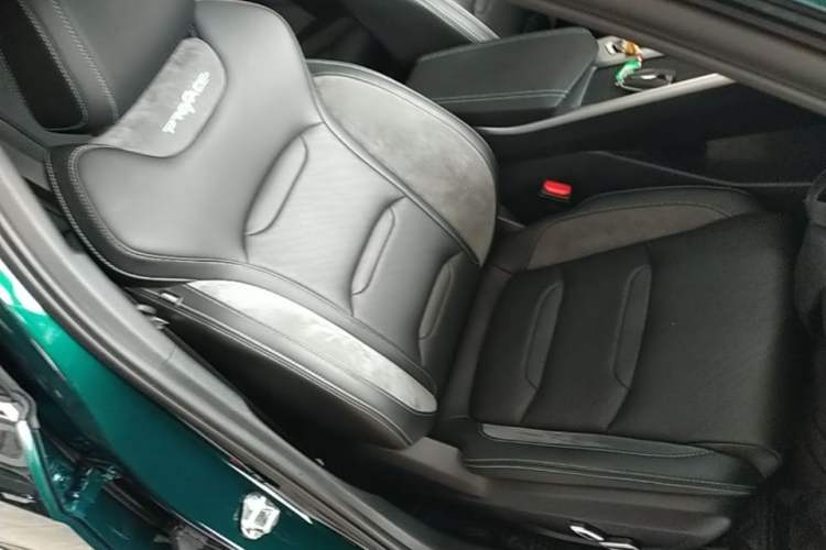 Used Geely Auto Preface 2023 2.0TD "Only This Verdant Green" Edition Right Front Seat