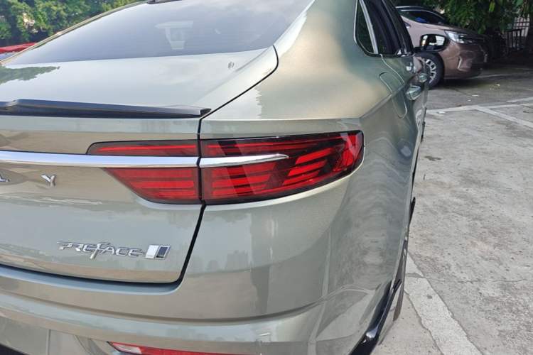 Used Geely Auto Preface 2023 1.5TD Kunlun Edition Right Rear Taillight