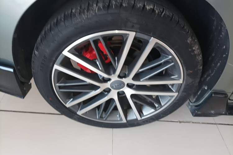 Used Geely Auto Preface 2023 1.5TD Kunlun Edition Right Rear Wheel Hub