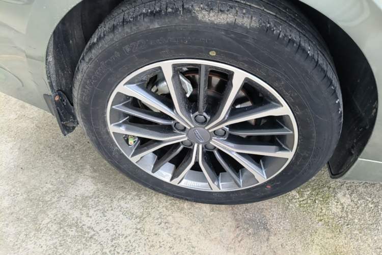 Used Geely Auto Preface 2023 1.5TD Fuyao Version Right Rear Wheel Hub