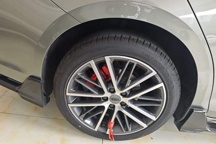 Used Geely Auto Preface 2023 1.5TD Kunlun Edition Right Rear Wheel Hub